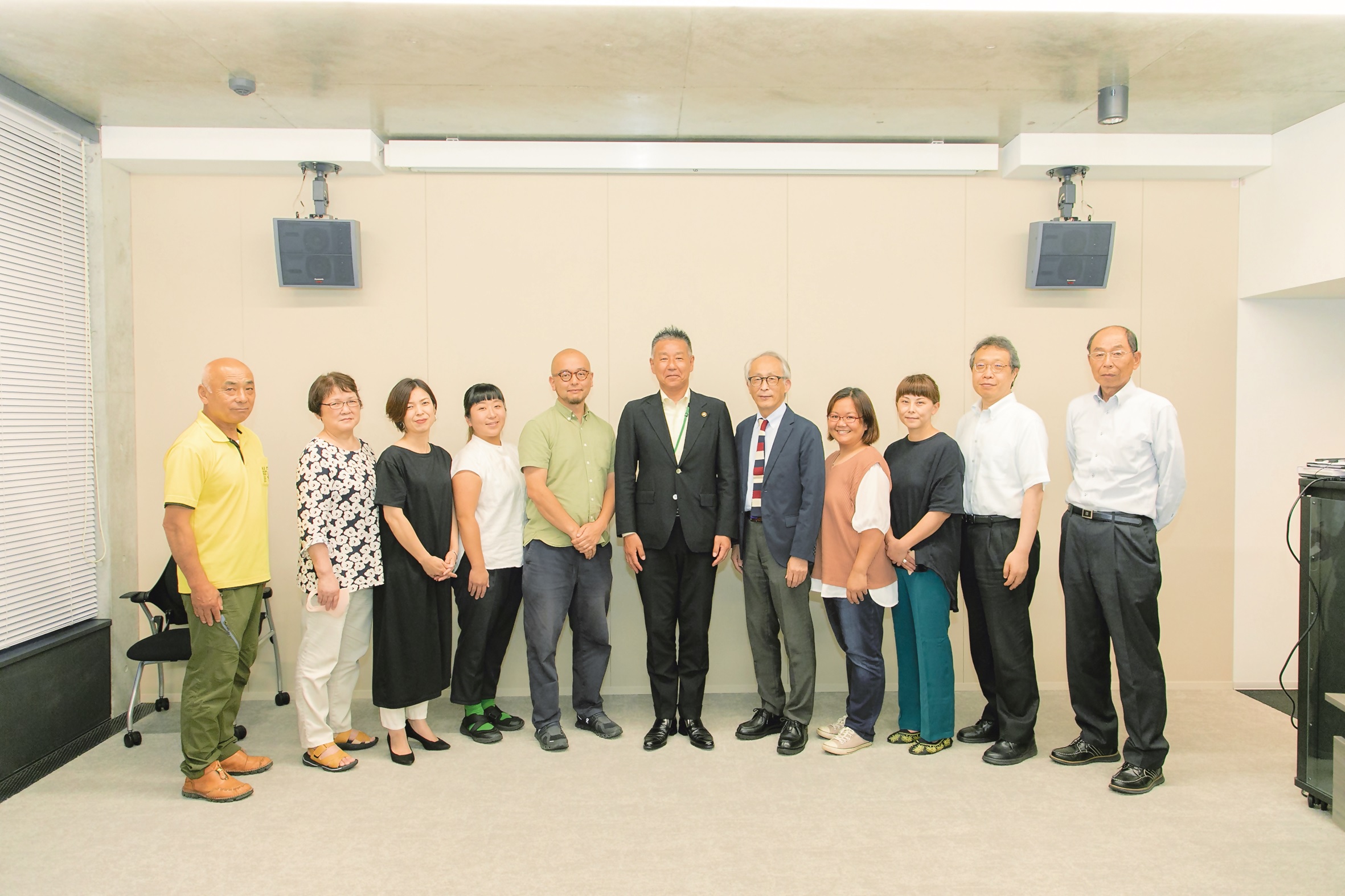 熊ヶ畑地域小さな拠点施設整備等審議会集合写真